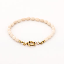 Afbeelding in Gallery-weergave laden, Armbandje Momo (beige)

