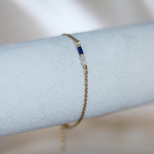 armbandje met natuursteentjes