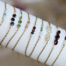 Afbeelding in Gallery-weergave laden, armbandjes met natuursteentjes
