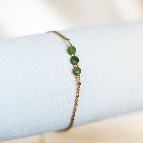 armbandje met natuursteentjes