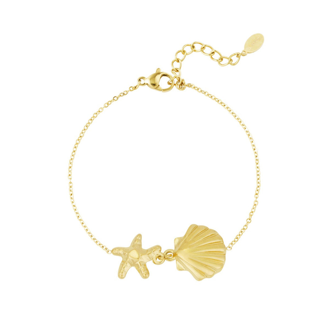 gouden armbandje met schelp
