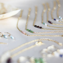 Afbeelding in Gallery-weergave laden, armbandjes met natuursteen
