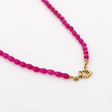 Afbeelding in Gallery-weergave laden, Ketting Momo (fuchsia)

