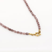 Afbeelding in Gallery-weergave laden, Ketting Momo (paars)
