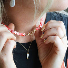 Afbeelding in Gallery-weergave laden, ketting met rode hartjes
