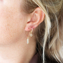 Afbeelding in Gallery-weergave laden, oorringetjes met steentjes en hangertjes
