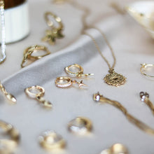 Afbeelding in Gallery-weergave laden, gouden ketting met bedel
