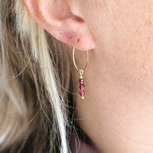 Afbeelding in Gallery-weergave laden, oorbel met paarse steentjes
