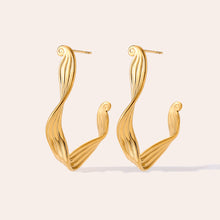 Afbeelding in Gallery-weergave laden, gouden oorbellen
