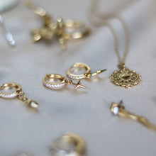 Afbeelding in Gallery-weergave laden, oorringetjes met steentjes en hangertjes
