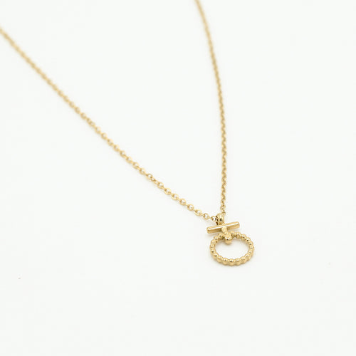 ketting met kruis hangertje
